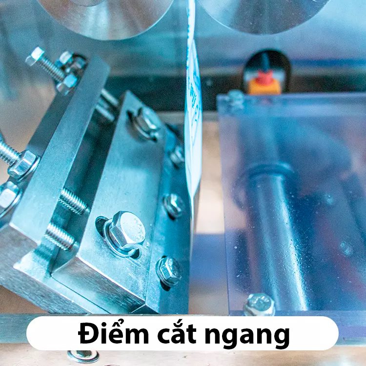 Điểm cắt lưỡi dao của máy đóng gói túi dầu gội