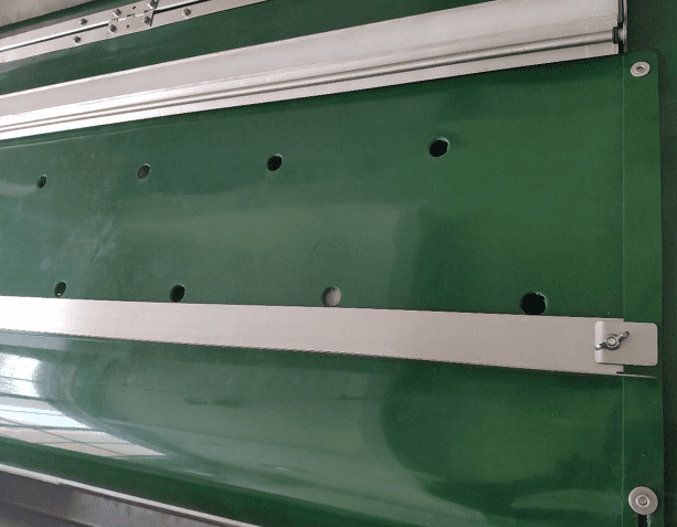 Băng tải máy hút chân không liên tục