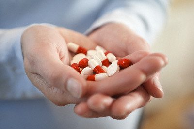 TRÀ Ô LONG: LOÀI "RỒNG ĐEN" QUÝ CỦA VÙNG ĐẤT TRUNG HOA 12 Giảm tác dụng của thuốc
